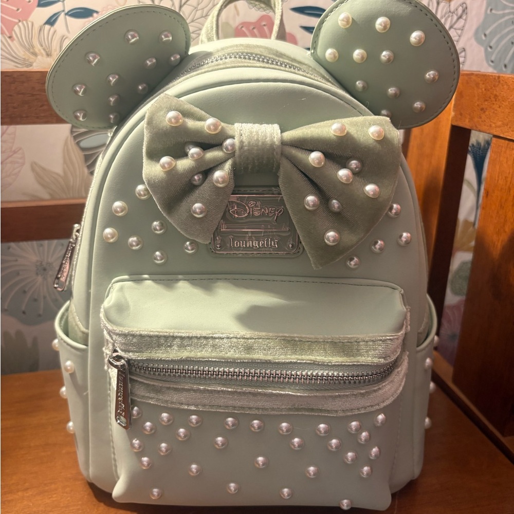 Loungefly Minnie Mouse Mint Green Pearl Ears Backpack. NWT
